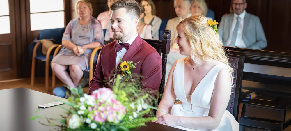Hochzeitspaar Bernerschloss Standesamt Zeremonie.